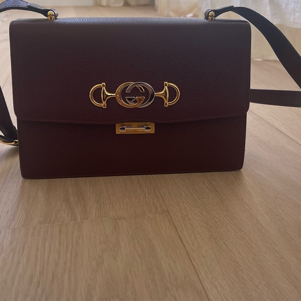 Gucci crossbody. New condition.